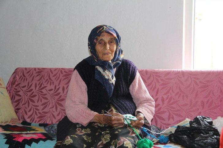 (özel) Yaşını Kendi Bile Bilmiyor G4