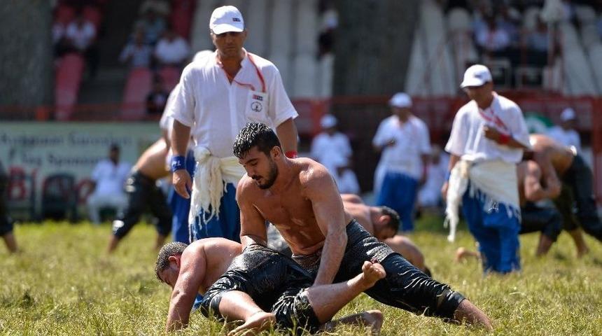 Muratpaşa’nın Pehlivanları Kırkpınar’da