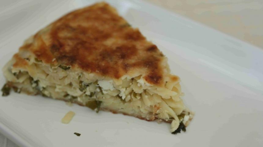 Tavada Pratik Makarna Böreği