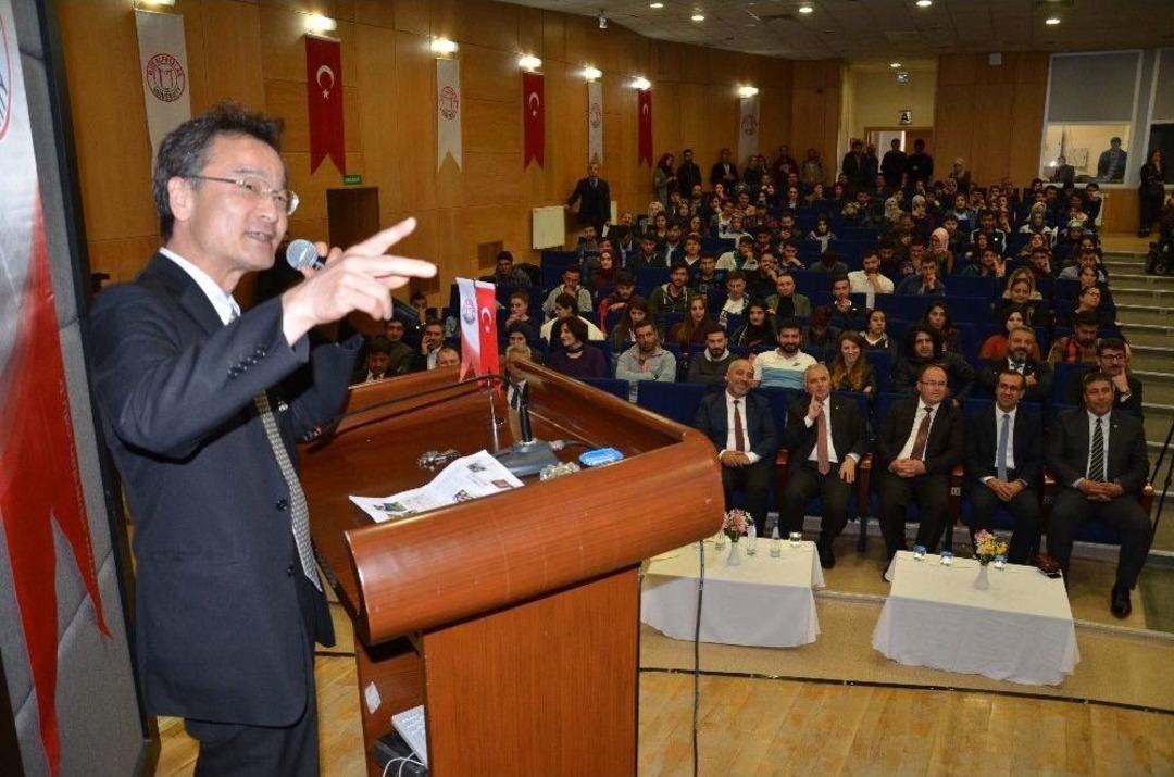 Muş&rsquo;ta "t&uuml;rkiye-japonya İlişkilerinde Yeni İşbirliği Alanları" Paneli