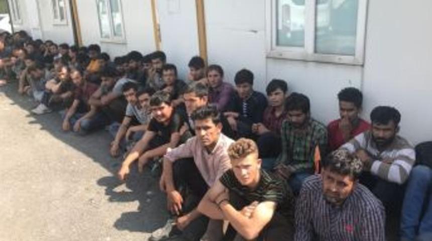 Van&rsquo;da 105 Yabancı Uyruklu Ka&ccedil;ak Şahıs Yakalandı