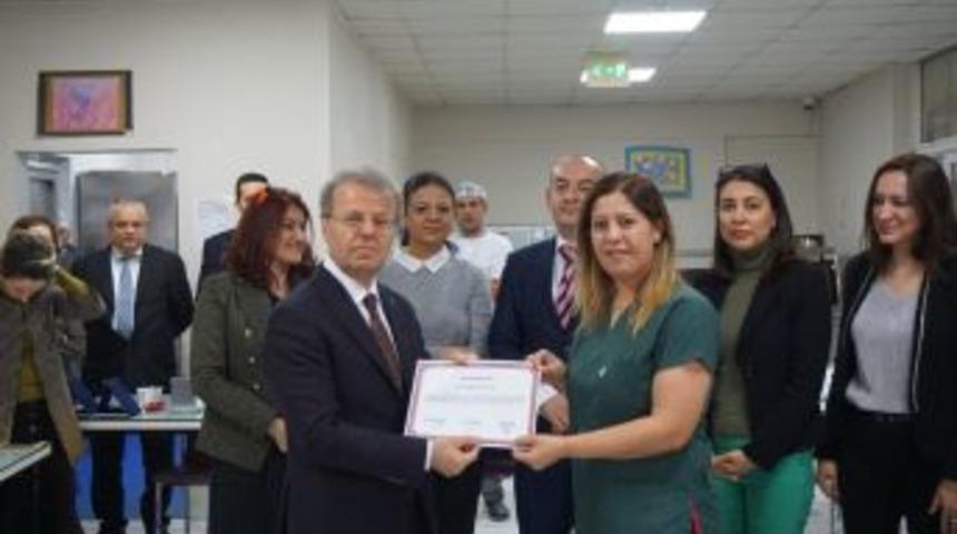 Psikiyatri Hemşireleri Sertifikalarını Aldı