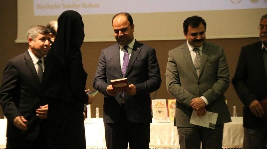 Şanlıurfa&rsquo;da 1 Milyon Kitabın Dağıtımına Başlandı