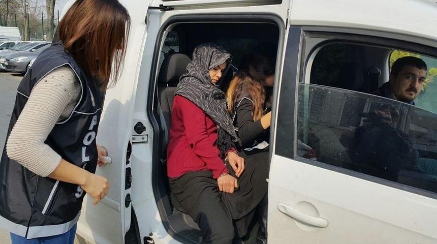 Bursa Polisi 8 Kilo Uyuşturucu Ele Ge&ccedil;irdi