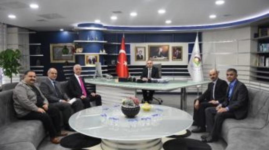 Belediye Başkanı Dursun Ay Dernek Başkanlarını Ağırladı