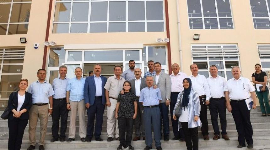 Vali Demirtaş: "adana&rsquo;da Derslik Sayısını Arttırıyoruz"