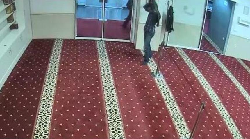 Hastane Ve Avm&rsquo;lerin Mescit Hırsızı Yakalandı
