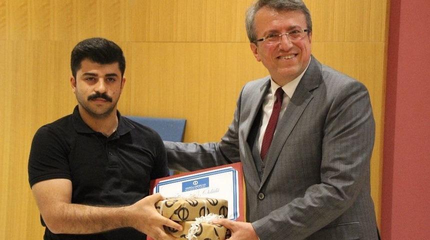 &lsquo;engelsiz A&ccedil;ık&ouml;ğretim&rsquo; Yarışmasında &Ouml;d&uuml;ller Dağıtıldı