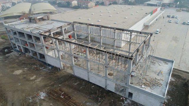 Tevfik Lav Spor Tesisleri Hızla Y&uuml;kseliyor 1