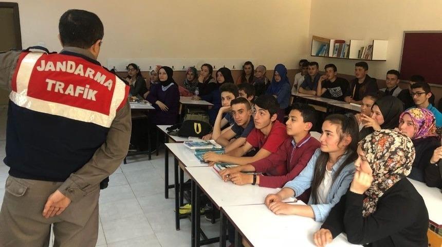 Karab&uuml;k&rsquo;te Trafik Haftası Etkinlikleri Ger&ccedil;ekleştirildi