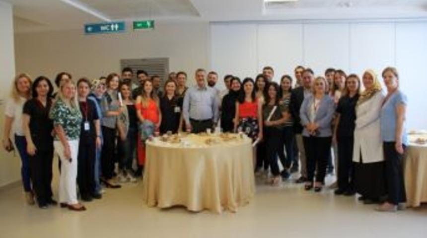 Yoğun Bakım Hemşireleri Sertifikalarını Aldı