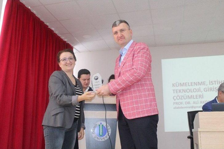 Kaymak: "iş Başvurularında Her İşi Değil Doğru Bildiğiniz İşi Yapın” G3