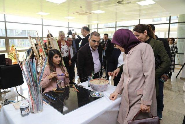 Yüreğir Belediyesi, Bilim Ve Teknoloji Üniversitesi’nde Sergi Açtı