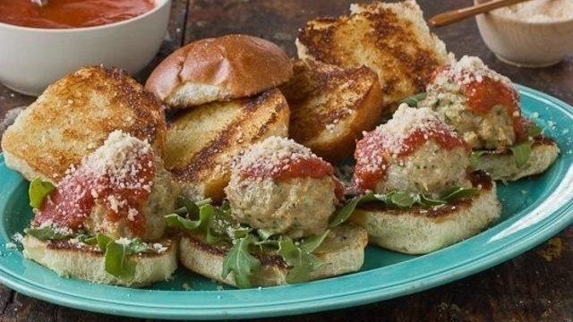 Mini Köfte Sandviç Tarifi