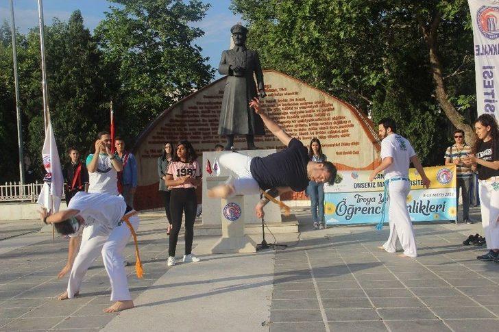 Çomü ’troya Yılı Öğrenci Şenlikleri’ Açılış Töreniyle Başladı G4