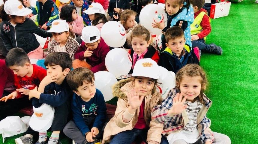 Mardinli &Ccedil;ocuklar Eğlenirken &Ouml;ğrendi