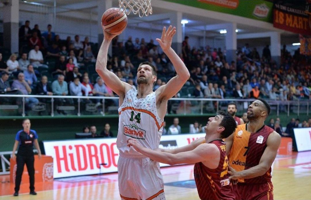Tahincioğlu Basketbol S&uuml;per Ligi: Banvit: 80 - Galatasaray Odeabank: 90