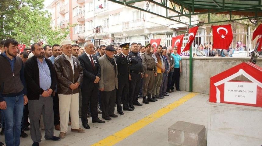 Terhisine 13 G&uuml;n Kala Bı&ccedil;aklanan Asker Defnedildi
