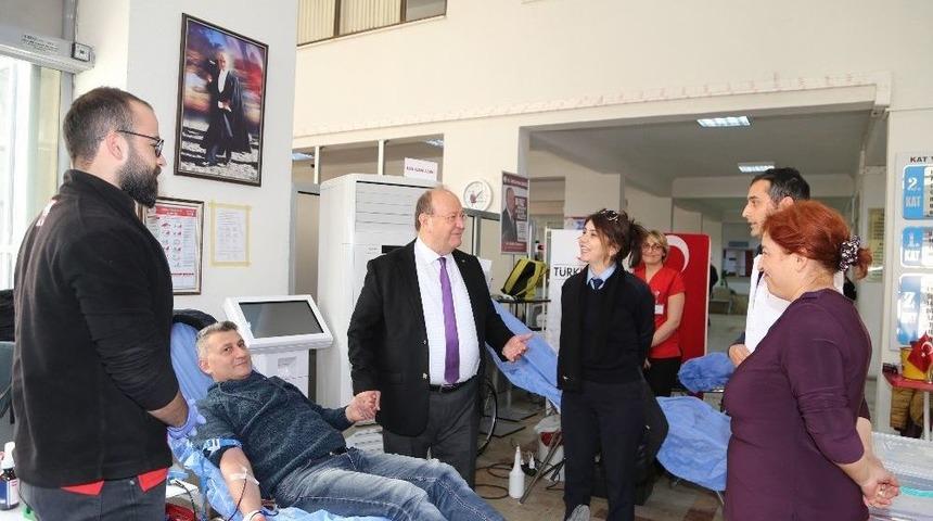 Efeler Belediyesi&rsquo;nden Kızılay&rsquo;a 36 &Uuml;nite Kan Bağışı