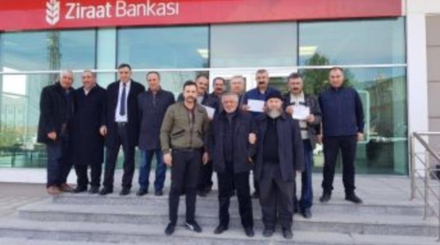 Ak Parti &Ccedil;i&ccedil;ekdağı Teşkilatından &rsquo;zeytin Dalı Harekatına&rsquo; Nakdi Destek