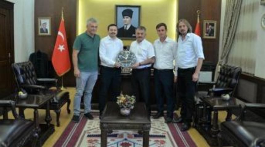 &Ccedil;erkesler Balıkesir&rsquo;de Buluşuyor