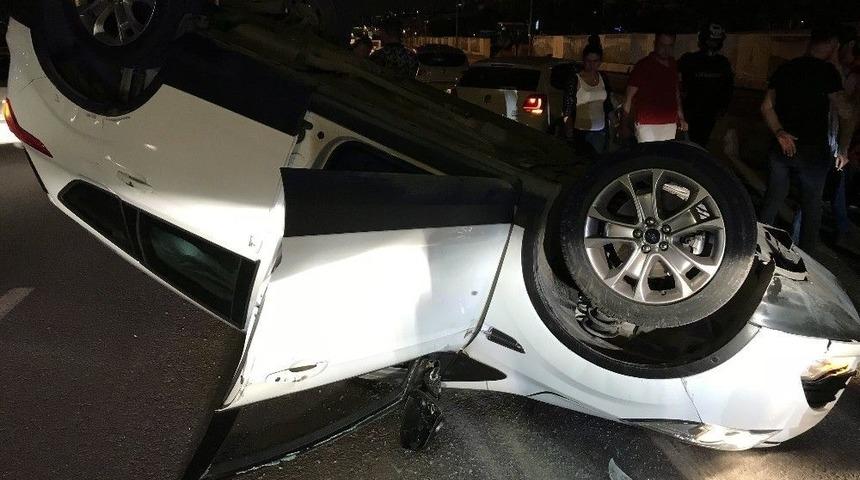 Kontrolden &Ccedil;ıkan Ara&ccedil; Takla Attı: 1 Yaralı