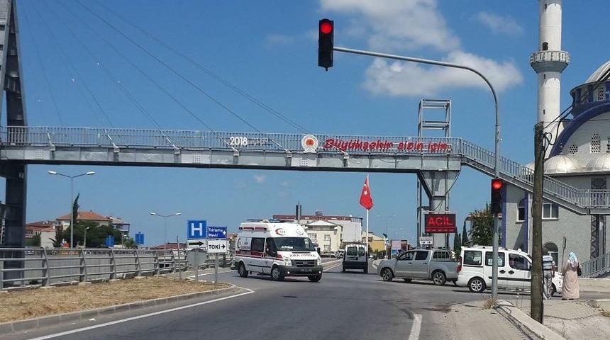 Tırın &Ccedil;arptığı Yaya Hayatını Kaybetti