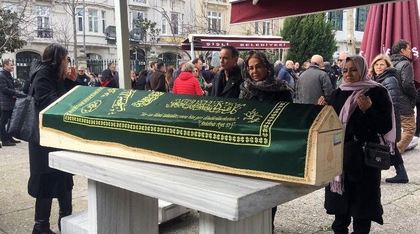 Psikiyatri D&uuml;nyasının &Uuml;nl&uuml; İsmi Prof. Dr. Engin Ge&ccedil;tan Son Yolculuğuna Uğurlandı