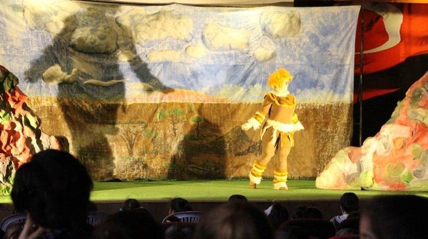 Silopi&rsquo;de Minik &Ouml;ğrencilere Y&ouml;nelik Tiyatro Etkinliği