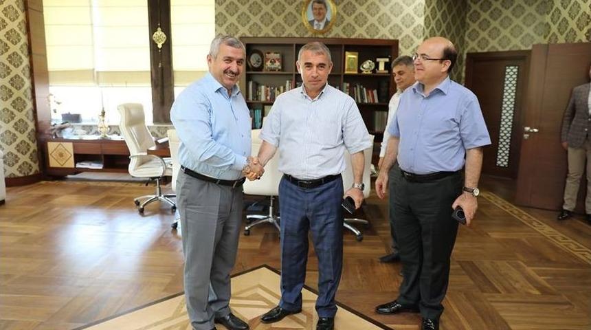 Başkan Baran, K&ouml;rfez Kaymakamı Ve K&ouml;rfez Cumhuriyet Başsavcısını Makamında Ağırladı