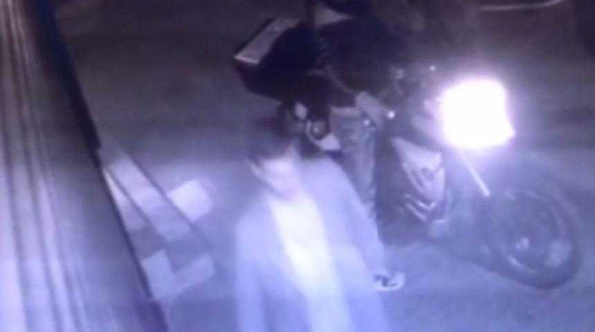 (özel) Beşiktaş’ta Hırsızlar 75 Bin Liralık Motosikleti Böyle Çaldı