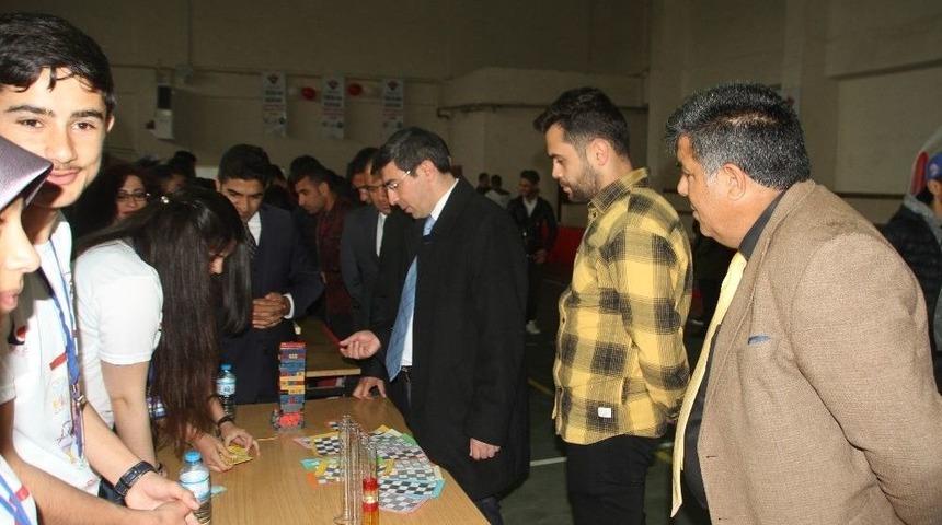 Malazgirt&rsquo;te &lsquo;t&uuml;bitak Bilim Fuarı&rsquo; Sergisi