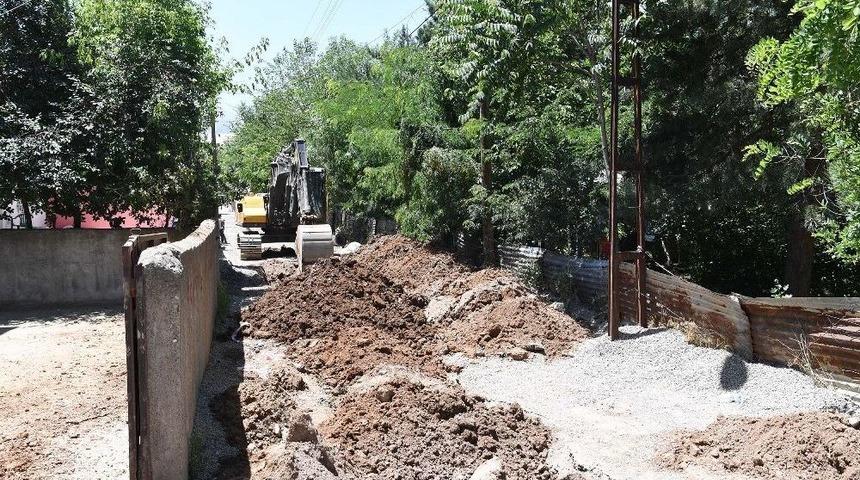 Muş’ta Altyapı Çalışmaları Aralıksız Devam Ediyor