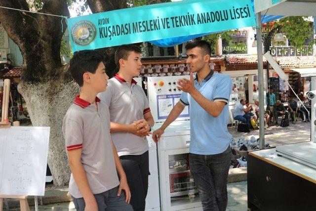 Kuşadası’nda Örgenciler Kendileri Yaptı Kendileri Tanıttı