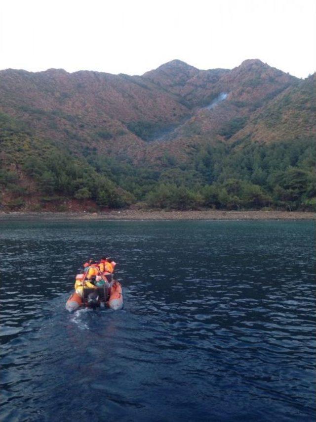 Muğla’da Askeri Üs Bölgesine Düşen Yıldırım Yangına Sebep Oldu