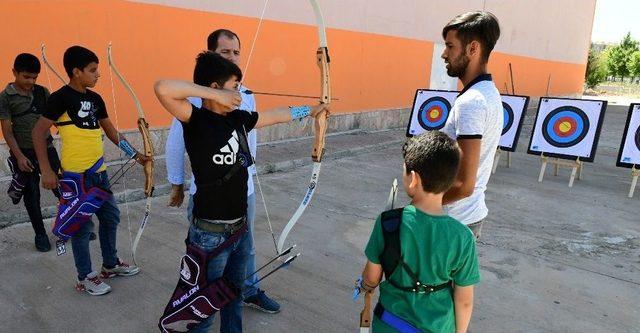 Büyükşehir Ata Sporunu Yaygınlaştırmayı Hedefliyor