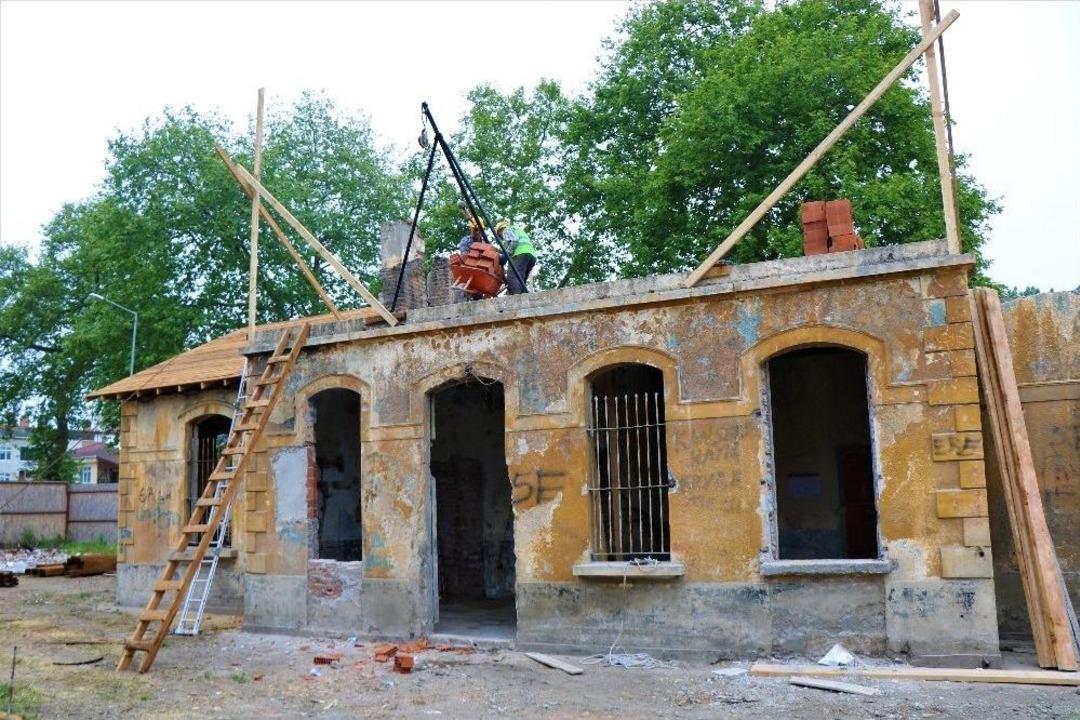 Tekkek&ouml;y&rsquo;de Asırlık Tren İstasyonu Restore Ediliyor