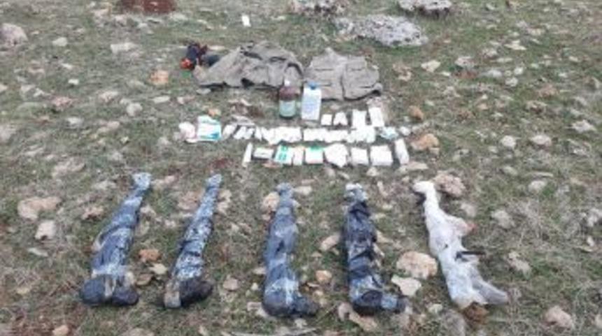 Darge&ccedil;it&rsquo;te 5 Adet Kaleşnikof Ele Ge&ccedil;irildi