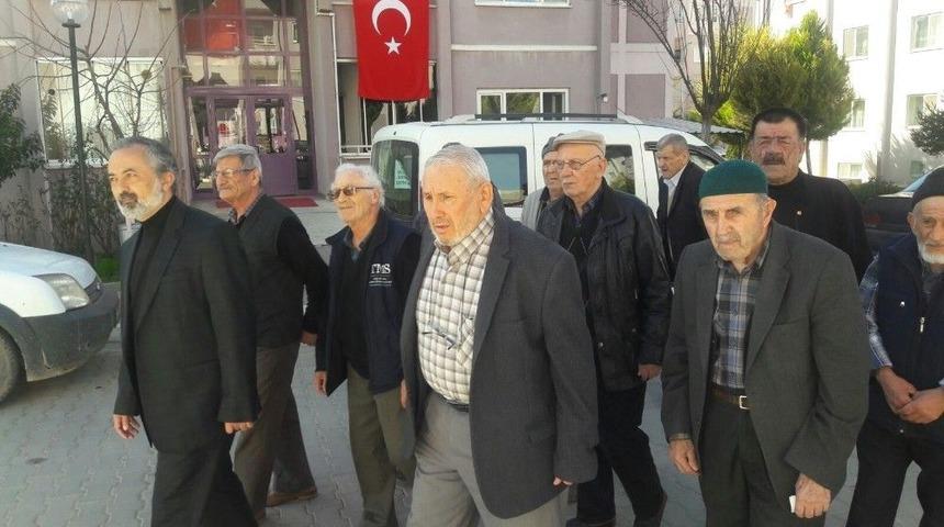 Huzurevi Sakinlerinden Şehit Evine Taziye Ziyareti