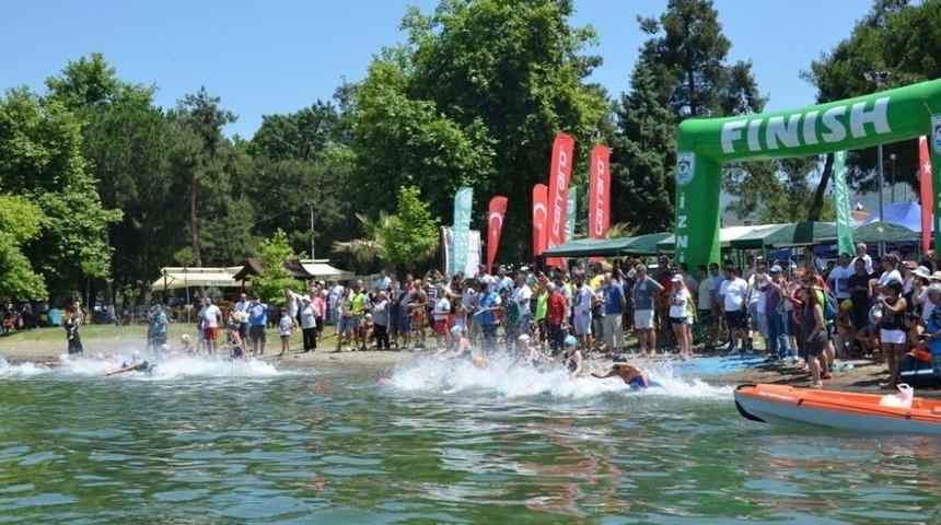 İznik’te Triatlon Heyecanı