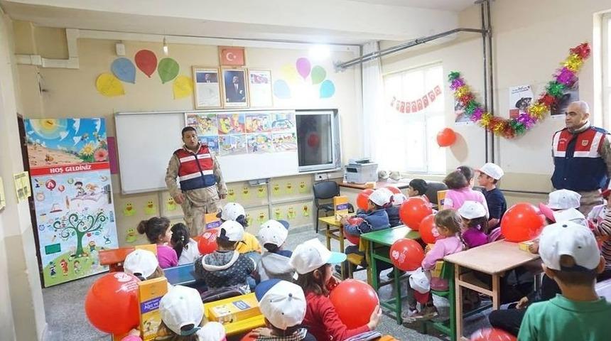 Gercüş’te Öğrencilere Trafik Eğitimi