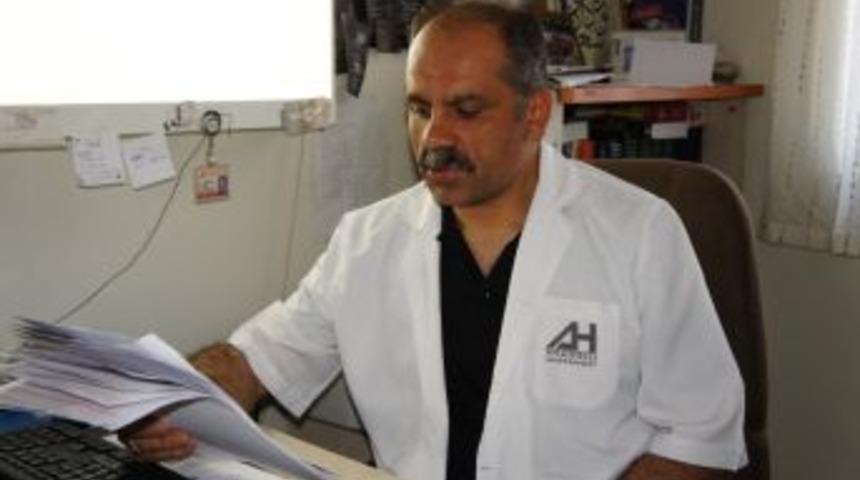 Üroloji Uzmanı Op. Dr. Sadi Turkan; “sigara İçilmesi Kan Akışını Yavaşlatarak Böbrek Hasarına Neden Oluyor”