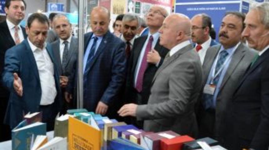 &lsquo;zafer Medya Grup Yayınevi&rsquo; Doğu Anadolu Erzurum Kitap Fuar&rsquo;ında