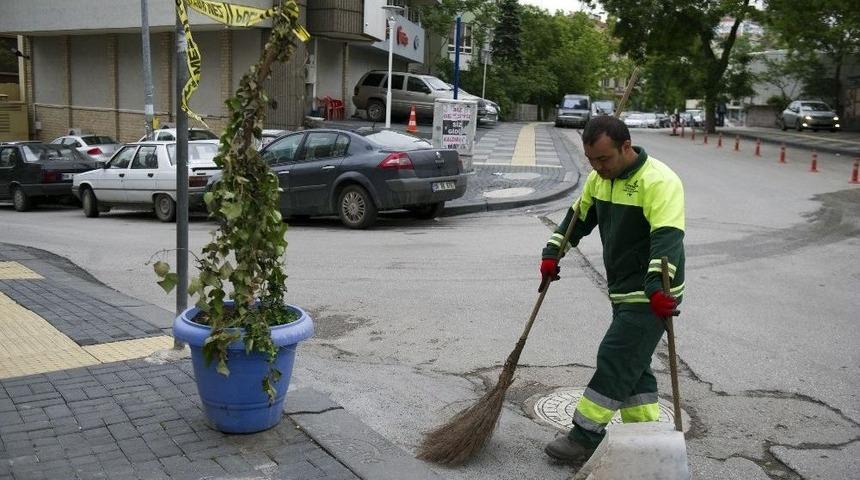 (&ouml;zel Haber) Saksıya Tekme Attı Yere D&uuml;şt&uuml;