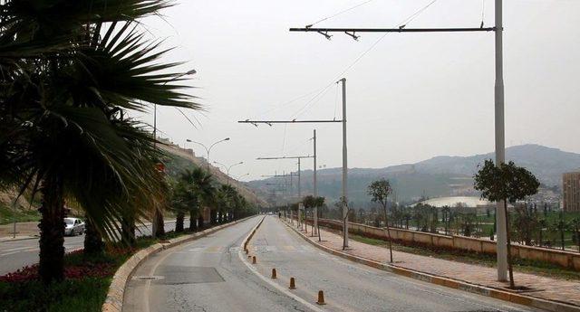 Trambüsler Eylül’de Şanlıurfa Caddelerinde