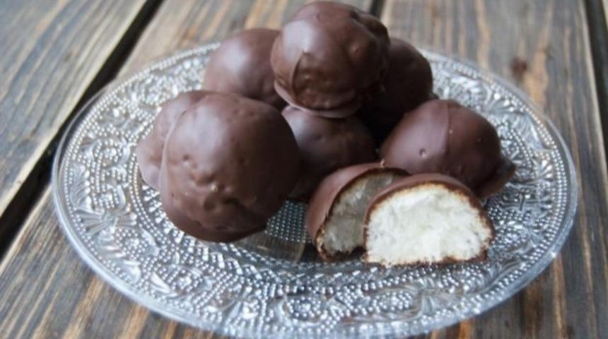 Hindistan Cevizi Dolgulu Çikolata