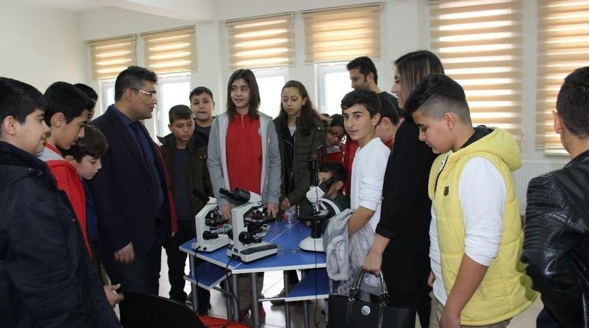 &Ouml;ğrenciler Adıyaman Bilim Ve Sanat Merkezini Tanıyor