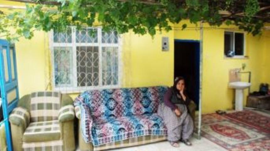 Annesine "beni Kurtar, &Ouml;l&uuml;yorum" Dedi, 18 G&uuml;nd&uuml;r Haber Alınamıyor