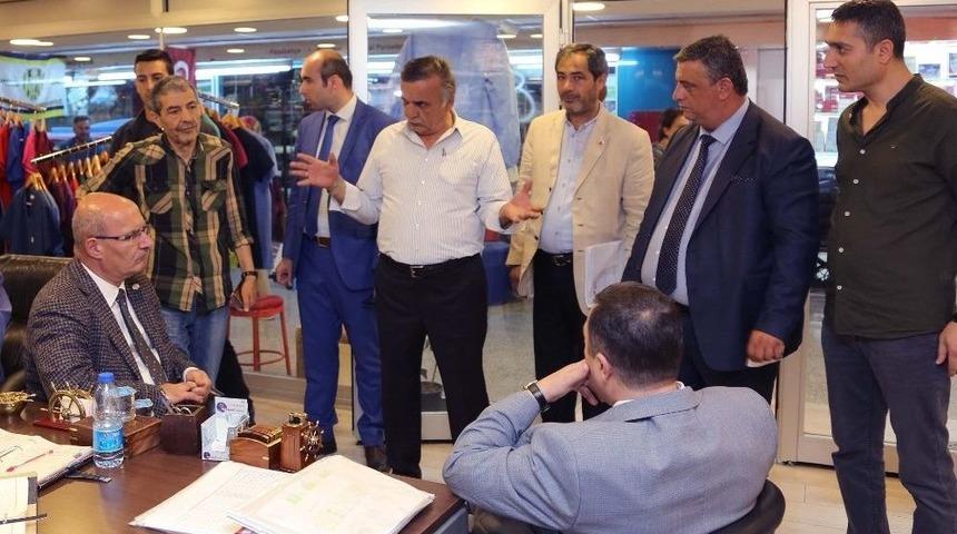 Ato Başkanı Baran, Sel Mağduru &Uuml;yeleri Ziyaret Etti