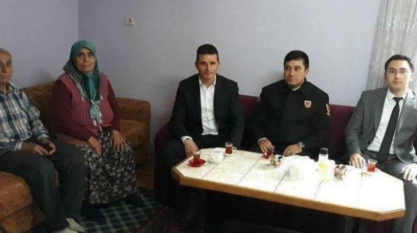 G&ouml;k&ccedil;ebey Kaymakamı Korkmaz, Şehit Ailelerini Ziyaret Etti
